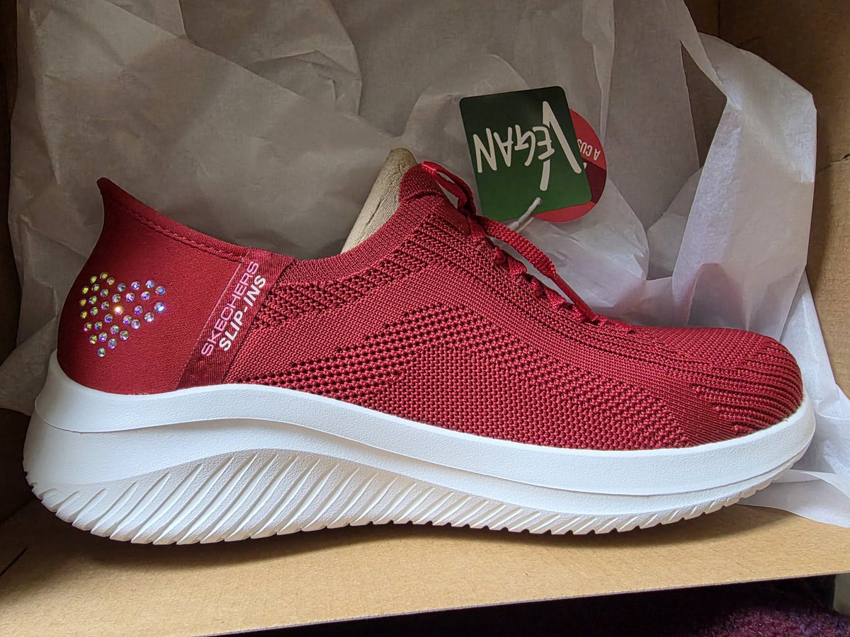 Mrs C's magic settee 🐶🐶🐶🐶🐶🐶🐶🐶🐶🐶🐈‍⬛ tweet media