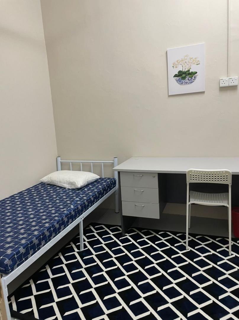 missRoseRosely's tweet photo. 🏠HOSTEL PEREMPUAN/BILIK SEWA
🚦khas untuk perempuan sahaja
* 🏡 Alamat 👇🏻
NO.B30,JLN IM 3/11, B.I.M POINT, INDERA MAHKOTA KTN PAHANG
✅✅RM350/month termasuk bil air letrik
bayaran untuk kemasukan ✅RM700!!!

https://t.co/zKRNq5IYjV

@biliksewa 
@KuantanTV 
@kuantan4u https://t.co/CHcMnggXTZ