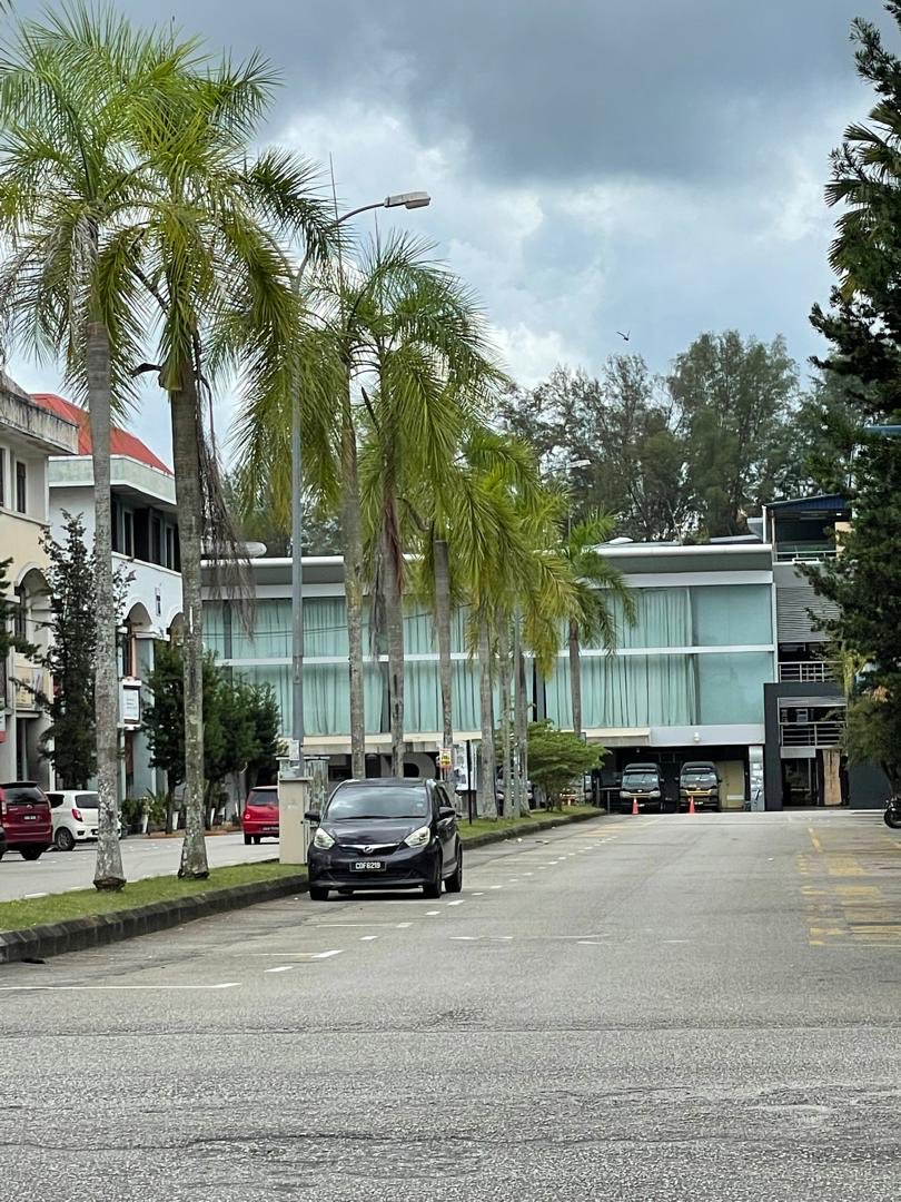 missRoseRosely's tweet photo. 🏠HOSTEL PEREMPUAN/BILIK SEWA
🚦khas untuk perempuan sahaja
* 🏡 Alamat 👇🏻
NO.B30,JLN IM 3/11, B.I.M POINT, INDERA MAHKOTA KTN PAHANG
✅✅RM350/month termasuk bil air letrik
bayaran untuk kemasukan ✅RM700!!!

https://t.co/zKRNq5IYjV

@biliksewa 
@KuantanTV 
@kuantan4u https://t.co/CHcMnggXTZ