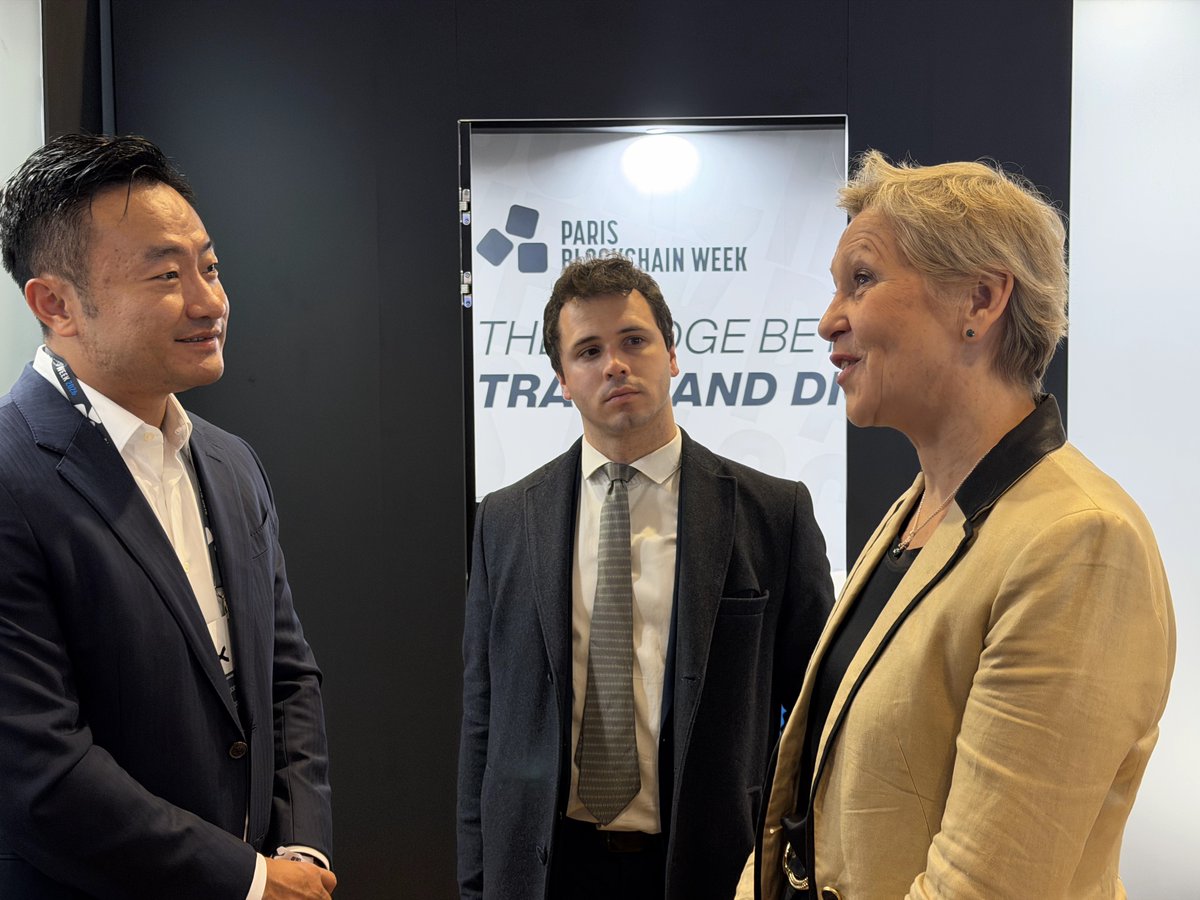 BybitEU's tweet image. Driving conversations that matter.🇪🇺

@benbybit and the team met with Anne Le Hénanff, Minister-Delegate for Artificial Intelligence and Digital Affairs.

#NewFinancialPlatform #PBW2026