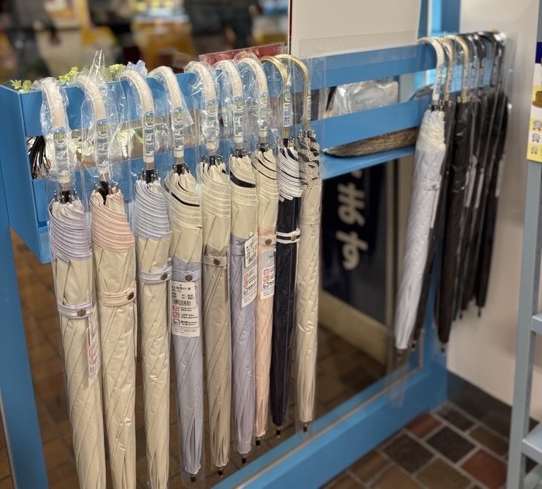 無人本屋ほんたすしんこうべ【公式】 tweet media