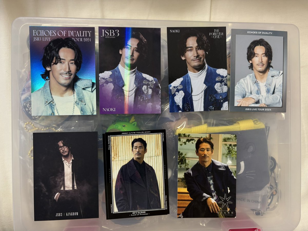 HO312128's tweet photo. 交換希望
三代目JSBガチャフォトカアクスタ
譲→NAOTO ELLY小林直己山下健二郎
求→登坂広臣ØMI、 ELLY（えりぱんのみ）
ØMI は実写＞ルーブ＞キャラ画の順で求めてます
纏めて交換いただける方優先
その他ガチャもありますのでお声掛け頂けたら写真送ります
リポスト→写真付きでリプお願いいたします https://t.co/HHSSTPAKeo