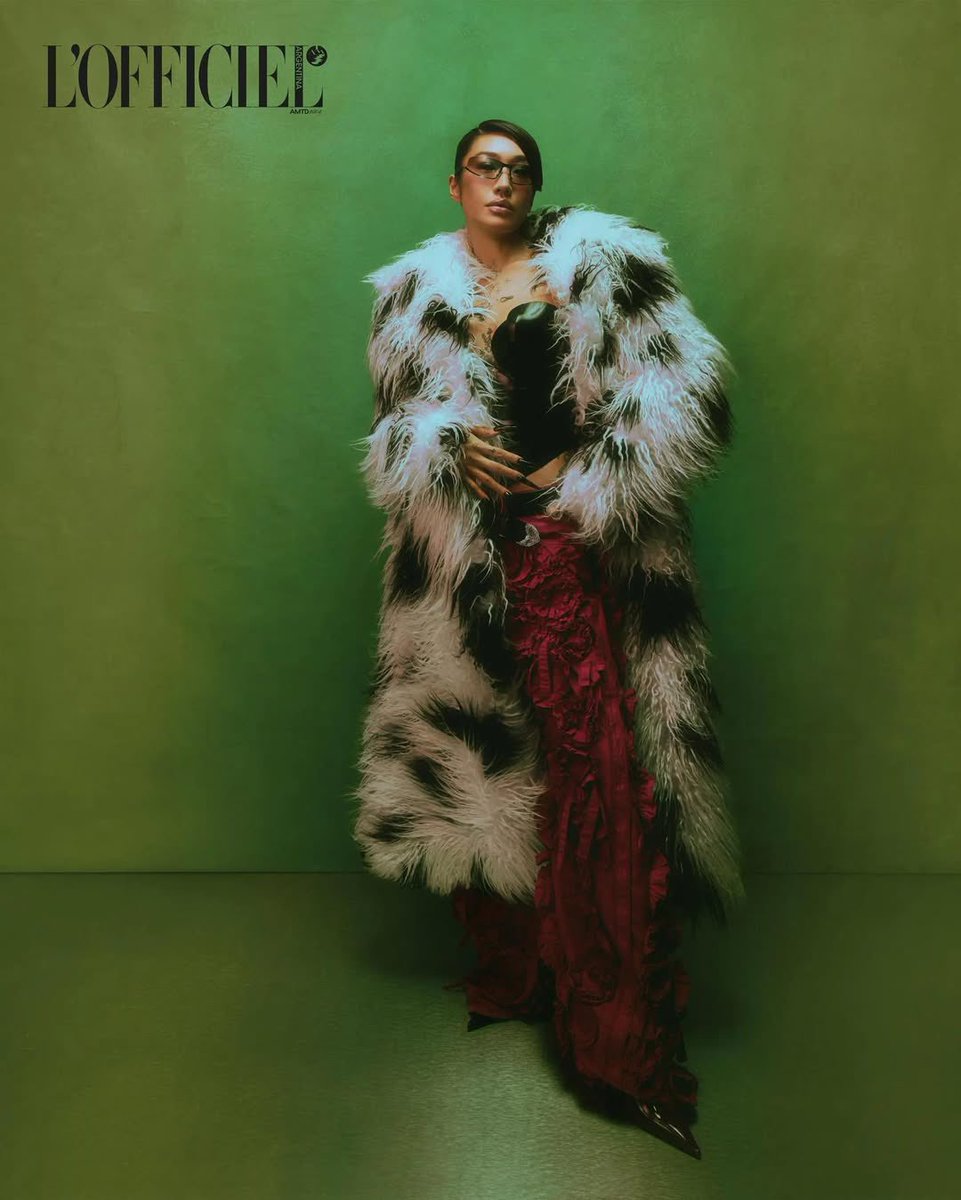 DSQUARED2 tweet media