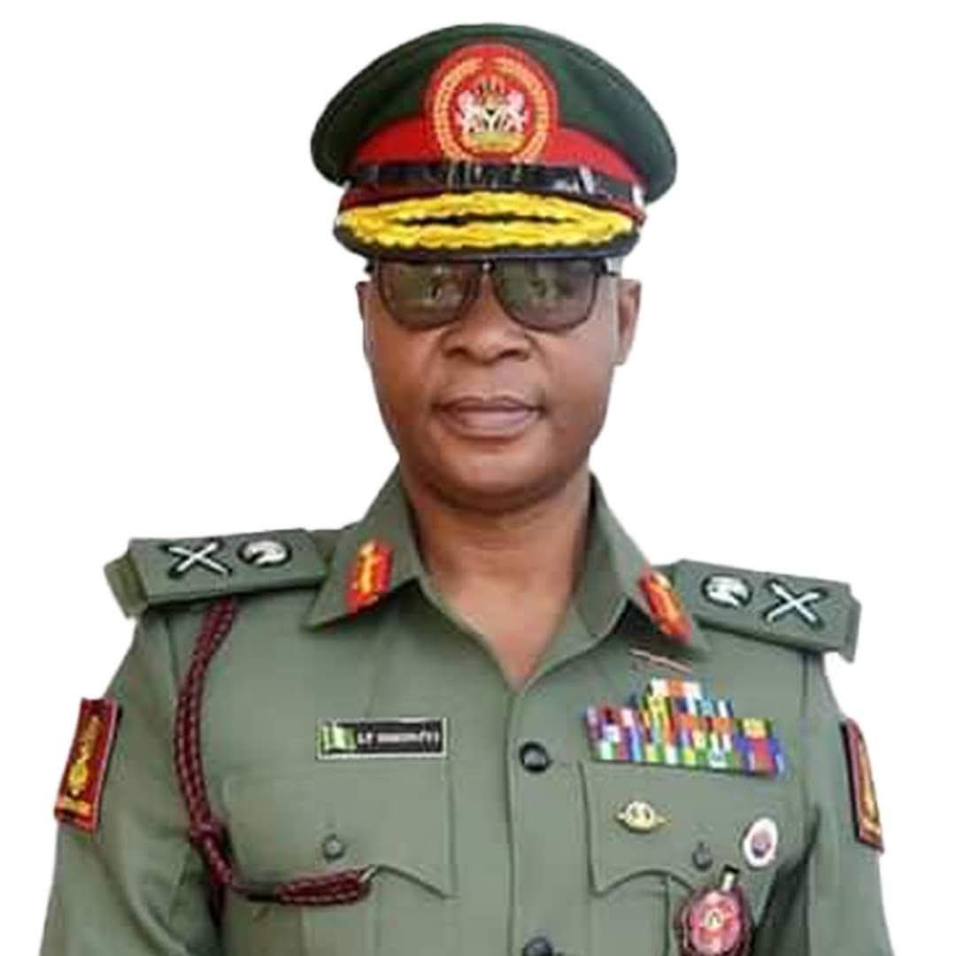 Rise_Forge's tweet photo. Major General Lukman Tokunbo (LT) Omoniyi (rtd) is a distinguished senior infantry officer of the Nigerian Army known for his operational leadership and recent transition into high-level security advisory roles. 
Military Career
General Omoniyi's career is marked by several significant command and staff appointments: 
Commandant & Operational Roles: He served as the Commander of the 17 Brigade in Katsina State, where he led operations against banditry and terrorism under Operation Hadarin Daji. He also served as a Unit Commander at the Nigerian Army Training Centre (NATRAC) in Kontagora, Niger State.
Promotion: He was promoted to the two-star rank of Major General in December 2021.
Education: He holds two Master of Science degrees from the University of Ibadan—one in Humanitarian and Refugee Studies and another in Strategic Studies. As of early 2026, he was pursuing a Doctorate in Peace, Security, and Humanitarian Studies at the same institution. 
Post-Retirement & Public Service
Following his retirement from active military service, General Omoniyi has taken on key roles in state security: 
Security Adviser: In February 2026, Governor Seyi Makinde appointed him as the Executive Adviser on Security Coordination for Oyo State.
Traditional Titles: He is highly active in his hometown of Ikare-Akoko, Ondo State. In April 2026, he was installed as the Jagunmolu (Great Warrior) of the entire Ikare Akoko kingdom.
Community Leadership: He is recognized as a "bridge builder" and was a primary driver behind peace initiatives in the Ikare community. 
Academic & Professional Profile
Focus Areas: His work often emphasizes the responsible use of social media in national security and the importance of civil-military coordination in supporting community infrastructure.
Associations: He is a key member of the "Think Tank" group dedicated to the development and peaceful coexistence of the Ikare people.

Source: Akoko