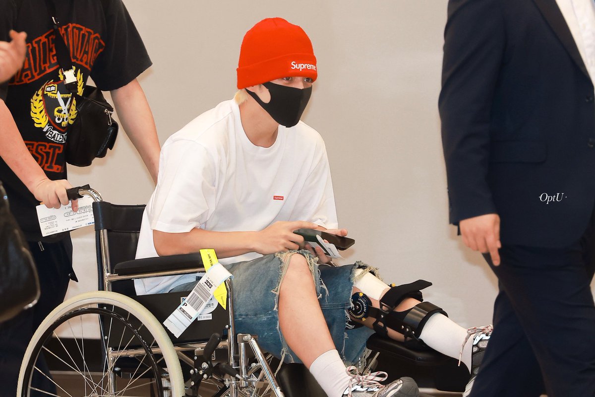 seungcheol’s strength is something i deeply admire. he faced the pain, endured it, and always choose to return stronger for the people he loves. i just hope he never has to go through that kind of hardship again. 

thank you cheol for being such a strong leader and strong human🤍