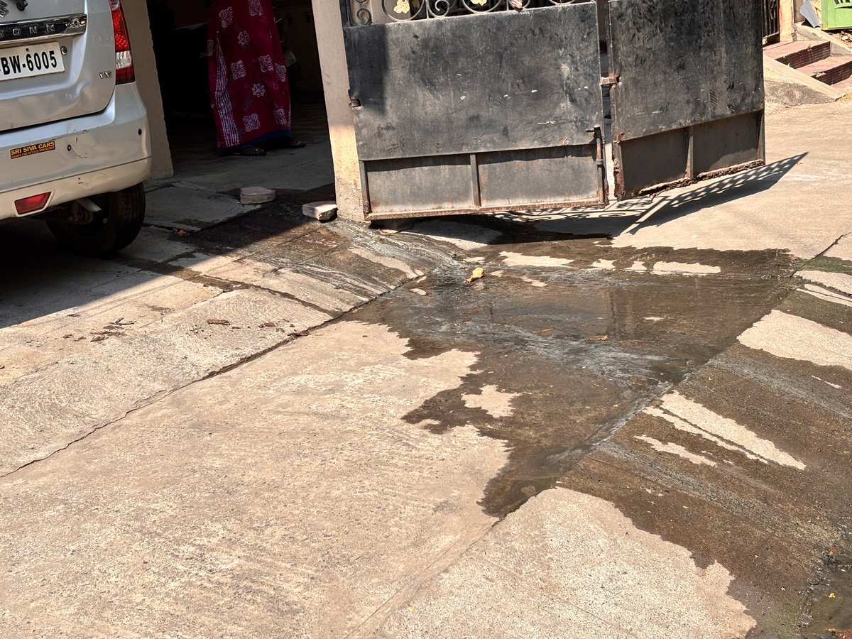 Deepak_Subbiah's tweet photo. @chennaicorp @TNelectionsCEO @ECISVEEP @deo_chennai Respected Chennai corporation the drainage is been leaking for the past 10days I have also made complaint but still no action has taken —address ::
No 24 KK salai ,kaveri rangan nagar ,Saligramam , chennai-600093 Salims shaakshi enclave https://t.co/kGTudx92x4
