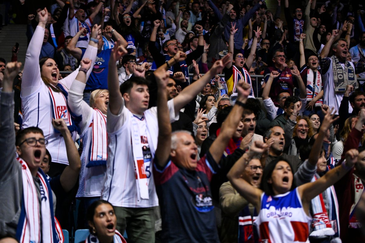 MONBUS OBRADOIRO tweet media