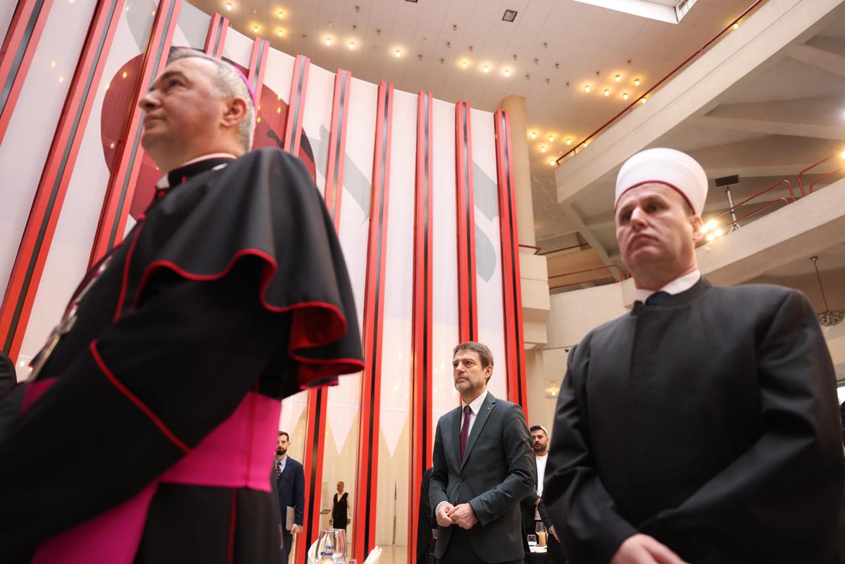 Ferit Hoxha🇦🇱 tweet media