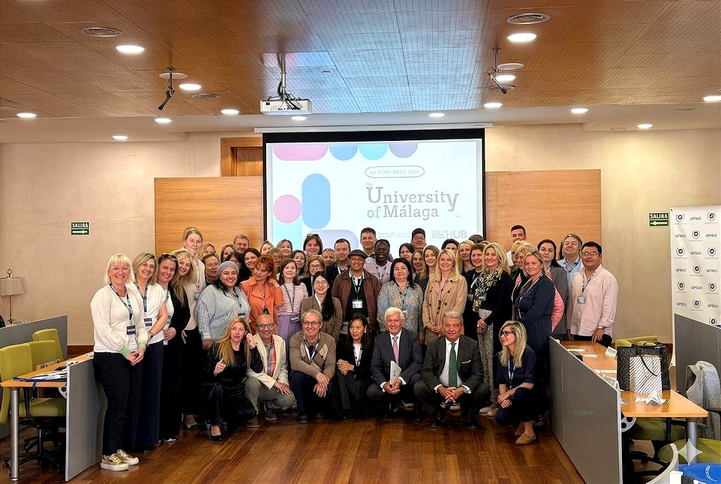 Universidad de Málaga tweet media