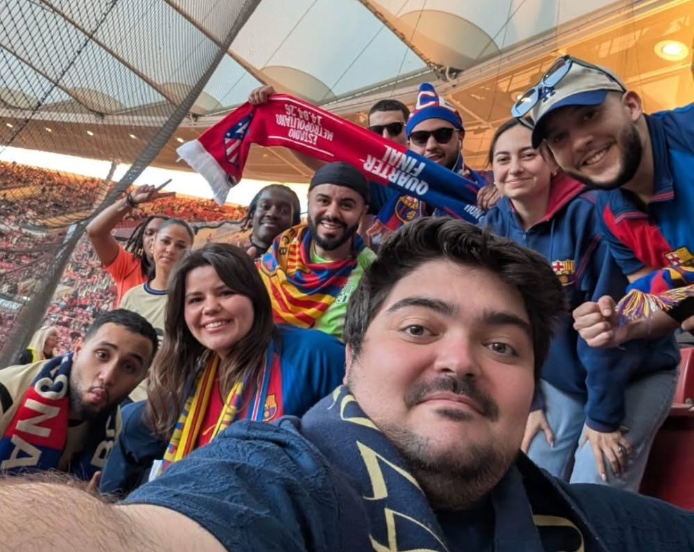 ConfePenyesFCB's tweet photo. 🌏 Penyes from all over were present in Madrid!
🫀 Our passion will never fade!

🔵🔴 #FemBarçaFemPenya #ForçaBarça https://t.co/qGQ3yFm6Xf