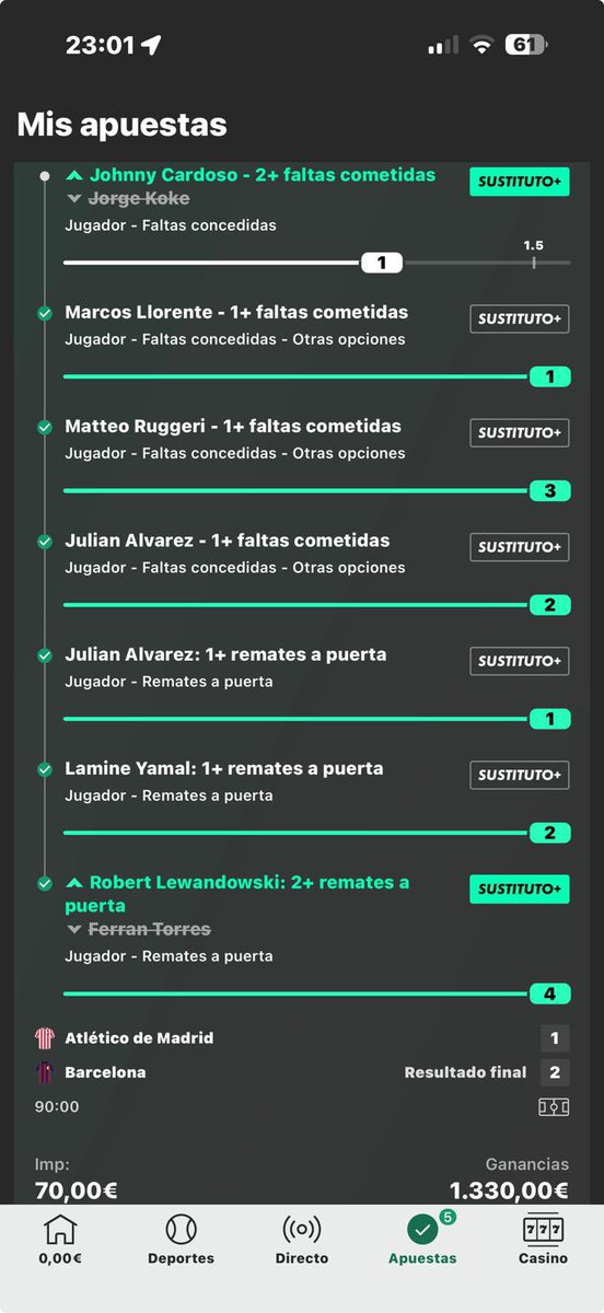 cayopitu's tweet photo. @serresiebet @OptaJose A mi me han robado, por un lado 1330 y por otro, en la otra apuesta la posibilidad de pillar 14850 a falta del partido de hoy del Madrid.

Reclamo y los muy cabrones ofrecen 400€ en créditos por la de 1330 (que debería ser verde).

Cómo se puede debunciar a estos estafadores? https://t.co/ZXGSa9cevP