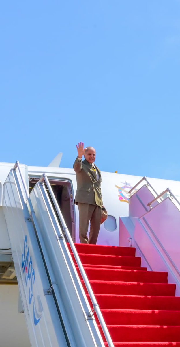 MoIB_Official's tweet photo. Prime Minister Muhammad Shehbaz Sharif departs Nur Khan Airbase Rawalpindi for an official visit to the Kingdom of Saudi Arabia. https://t.co/PCL28HscZN