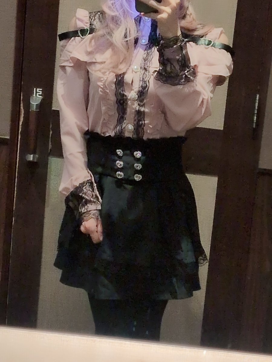 真名＠女装垢（たまに浮上） tweet media