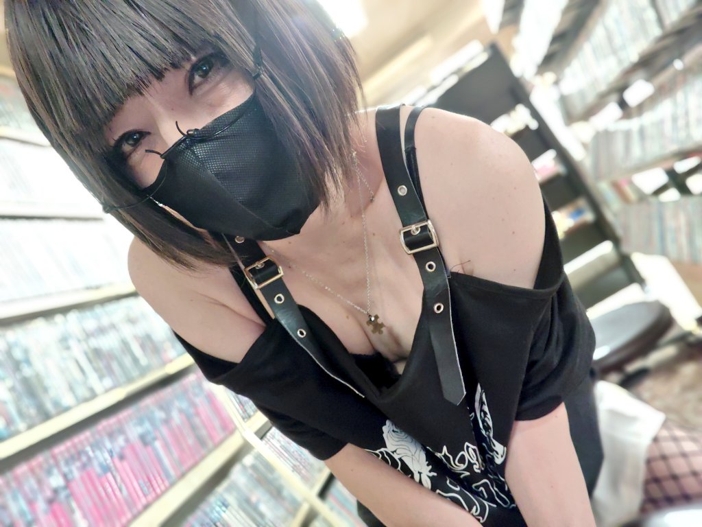 cross結衣dresser tweet media