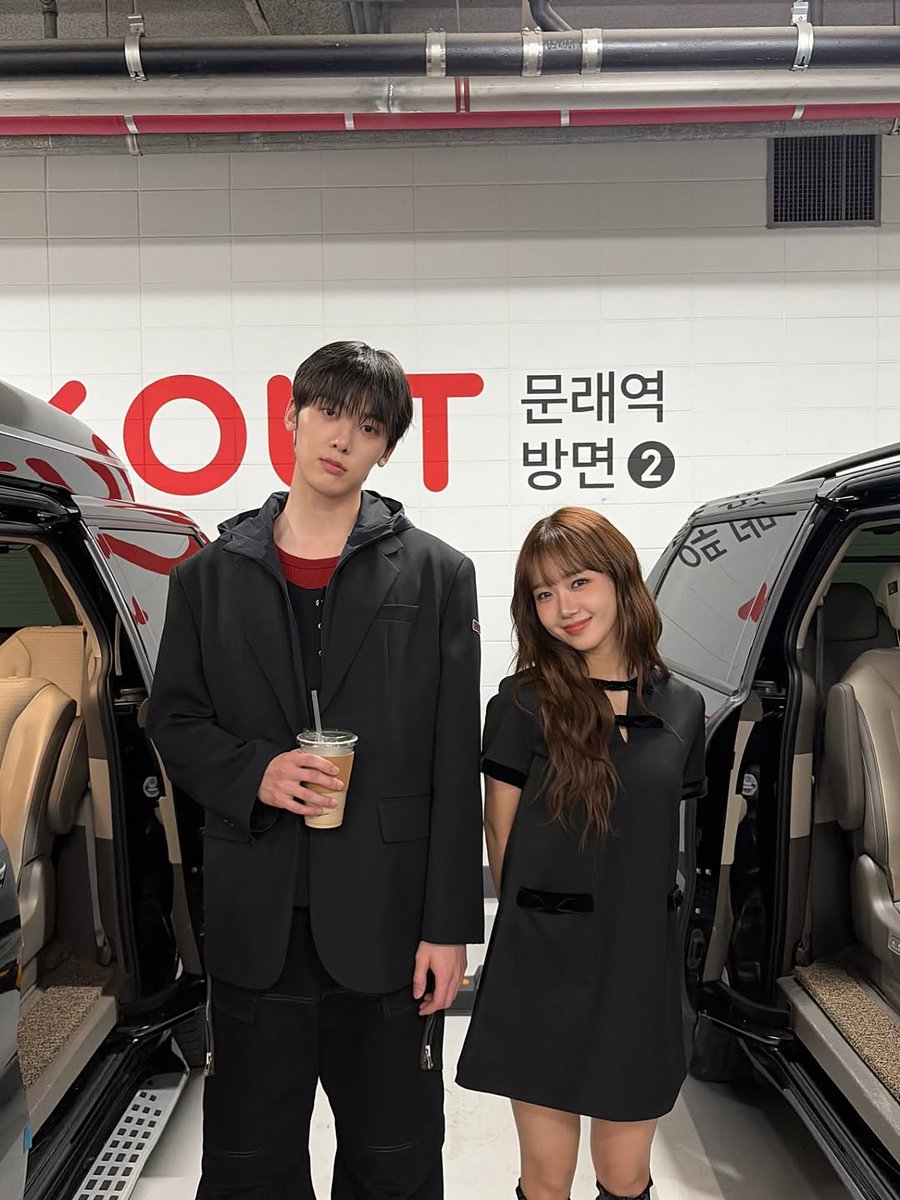 JuA_YOON0321's tweet image. 둘 다 귀여웤ㅋㅋㅋㅋㅋㅋㅋㅋㅋ😂🤣
유댕이랑 유웅따나아🫢🤭

#윤산하 #최유정