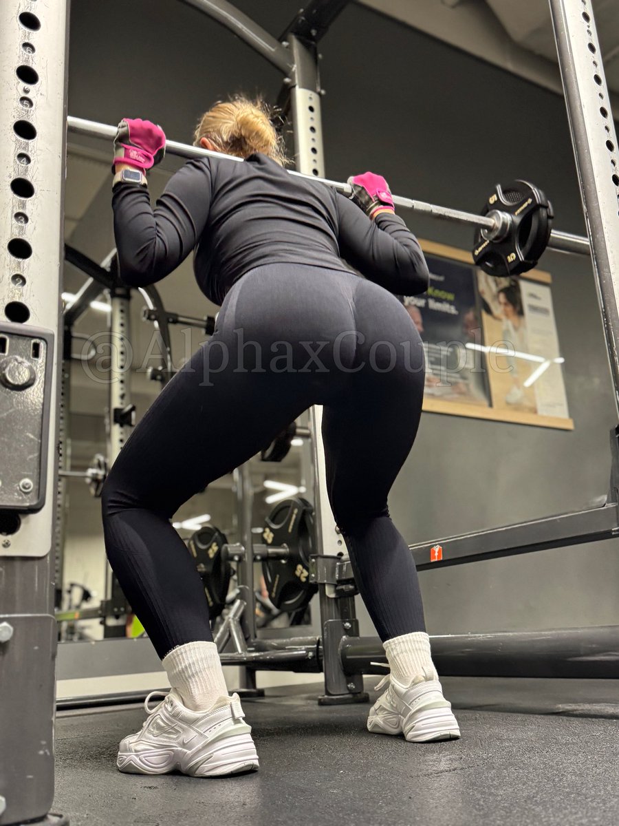 🌹🖤Polish Seduction🖤🌹 tweet media