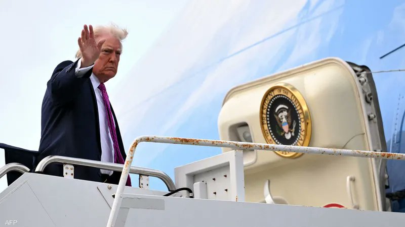 قبل سبعة أيام و20 ساعة تقريبًا… كتبت تغريدة واضحة والعالم كله كان ينتظر ضرب ايران لتحويلها للعصر الحجري قلت فيها (التغريدة) : نحن أمام هدنة… أو تهدئة مؤقتة. كثيرون لم يصدقوا… لكن بعد ثلاث ساعات فقط خرج ترامب بنفسه وأعلن عن تهدئة.
في البداية توقعت أنها لن تتجاوز يومين… لكن شيء