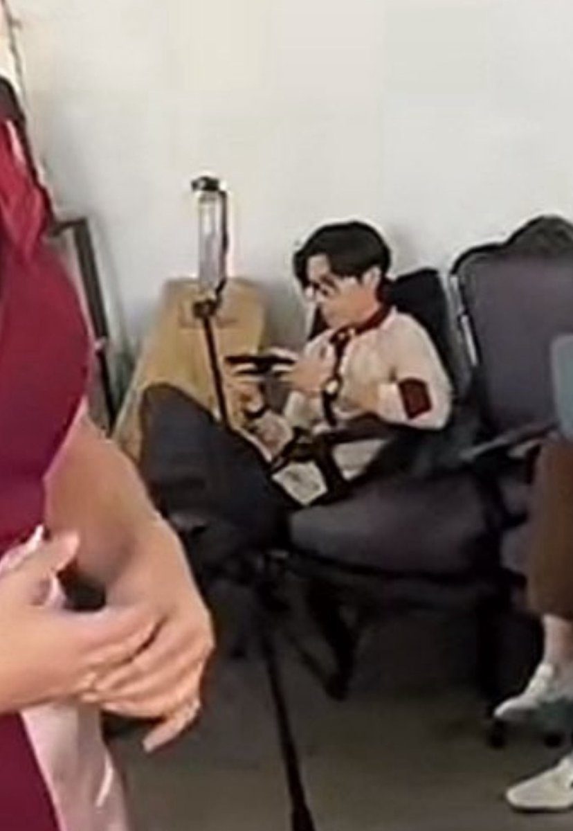 moving4ward (slow) tweet media