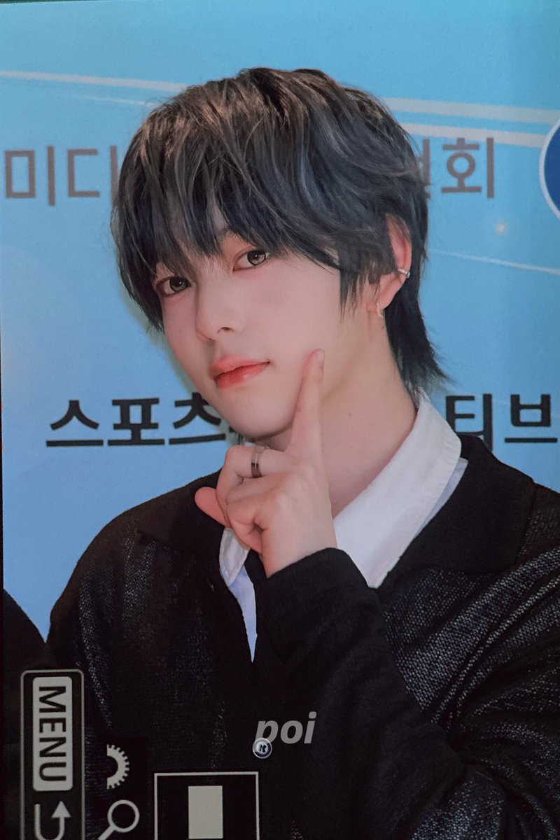 poi1028's tweet image. 260415 Korea Cable TV Awards

#CHIHEN #즈언 #簡志恩
#AHOF #아홉