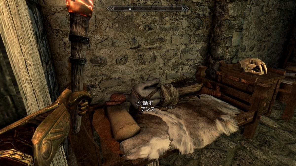 5izumaru's tweet image. #スカイリム　オレイン・ベアクローの兜、前作でダンマーからもらってたからそういうもんなんだろうと思ってたら、オレインベアクローってウッドエルフの英雄なんか。
んでもファエンダルだと適正ないんだよな～。　#SKYRIM