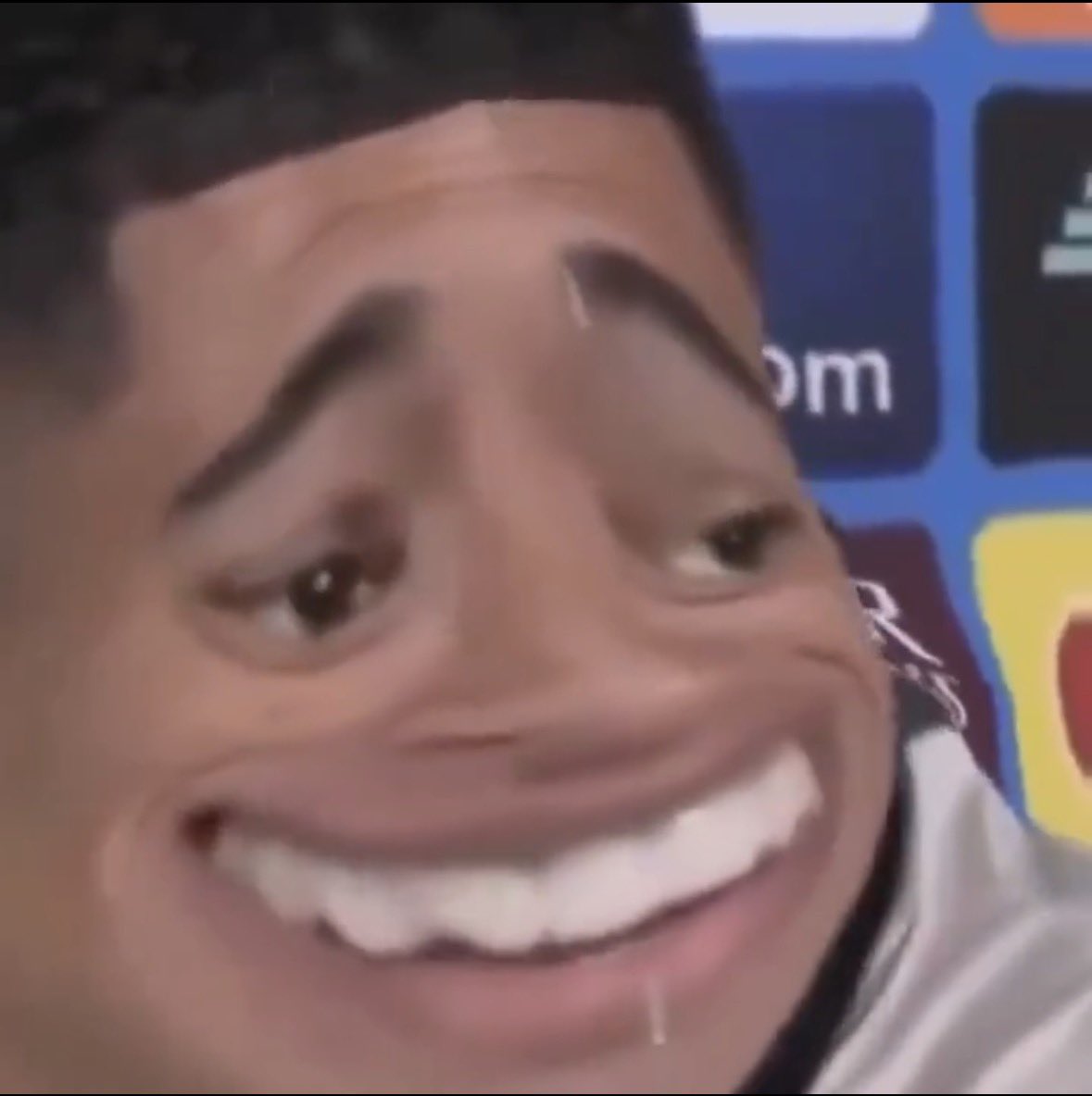 UK MOORE tweet media