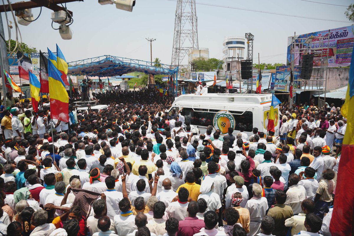 draramadoss's tweet image. அஇஅதிமுக தலைமையிலான, தேசிய ஜனநாயக கூட்டணியில், அரூர் சட்டமன்றத் தொகுதி அதிமுக வேட்பாளர் வே.சம்பத்குமார் அவர்களை ஆதரித்து, இரட்டை இலை சின்னத்தில் வாக்கு சேகரித்து, கம்பைநல்லூரில் தேர்தல் பரப்புரை செய்த போது.!

#election2026 | #PMK | #NDA