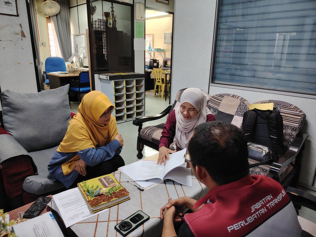PEJABAT PENERANGAN DAERAH SIK tweet media