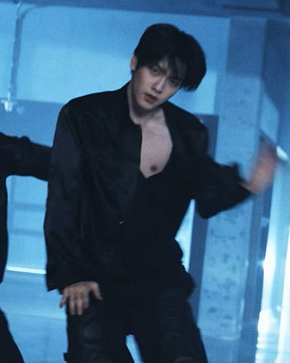 mar 𖣂 tweet media