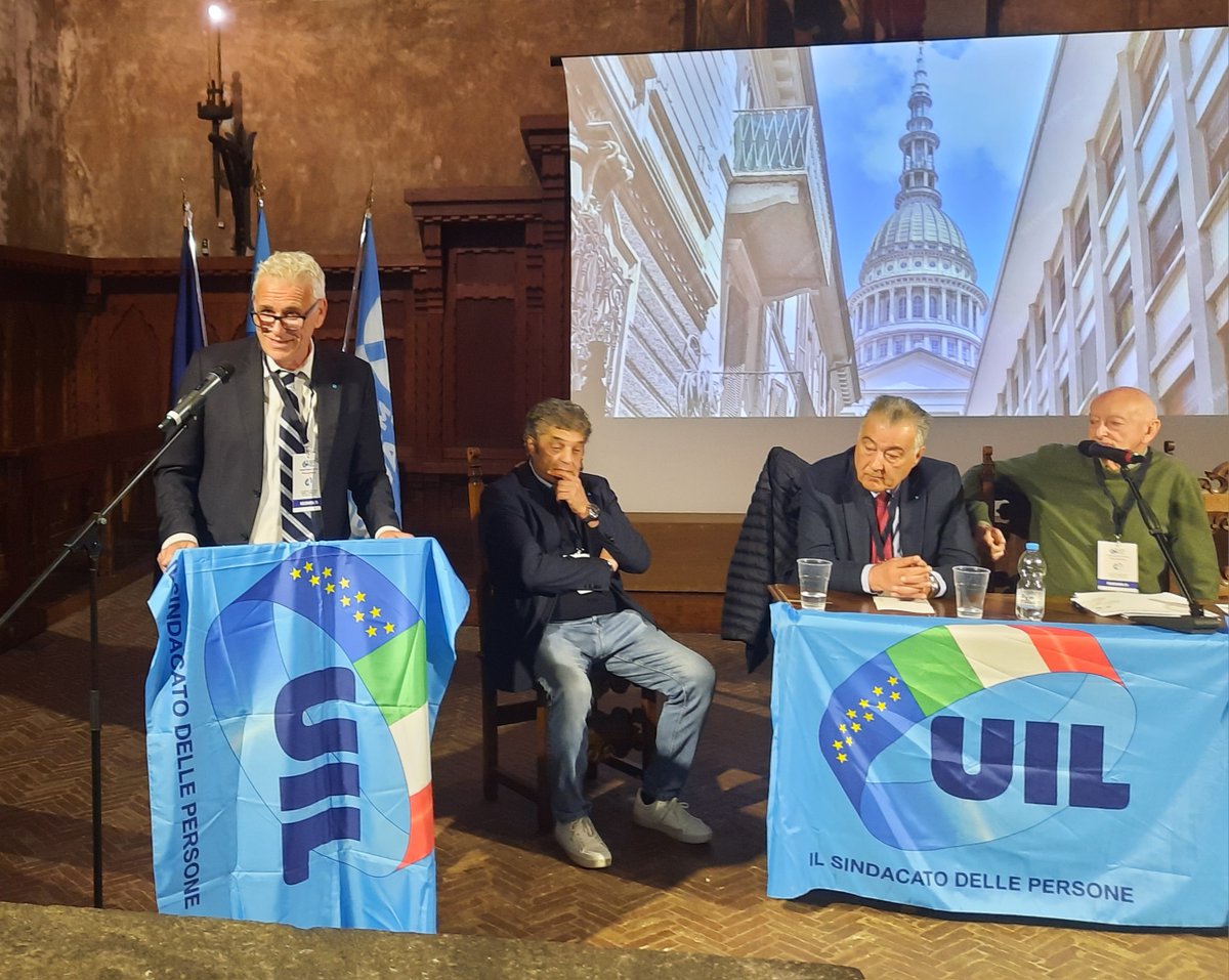 UilPiemonte's tweet photo. Oggi, a Novara, si è svolto il IV congresso della Camera Sindacale della UIL di Novara-VCO, con la partecipazione del Segretario Generale della UIL Piemonte Gianni Cortese, di numerosi delegati e ospiti.
Stefano De Grandis è stato confermato al vertice della CST di Novara-VCO. https://t.co/Q5Q3WpUGLx