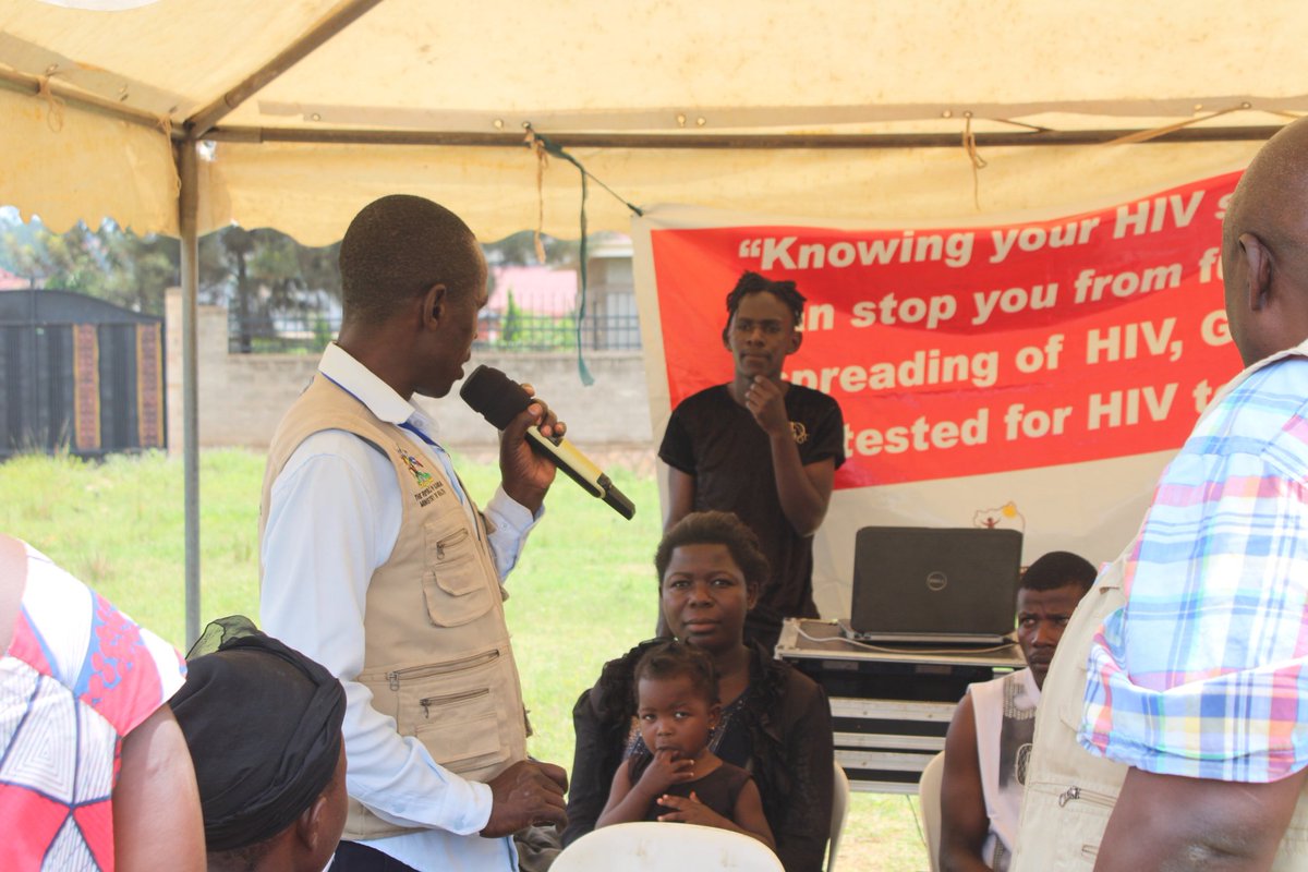 JOYFORCHILDREN's tweet image. An #AIDS free generation is what #BLOOM project advocates for. We ensure that pregnant girls and mothers test for HIV early so that they protect themselves and their babies from the virus.

#Prevent HIV now and #protect it for the future.