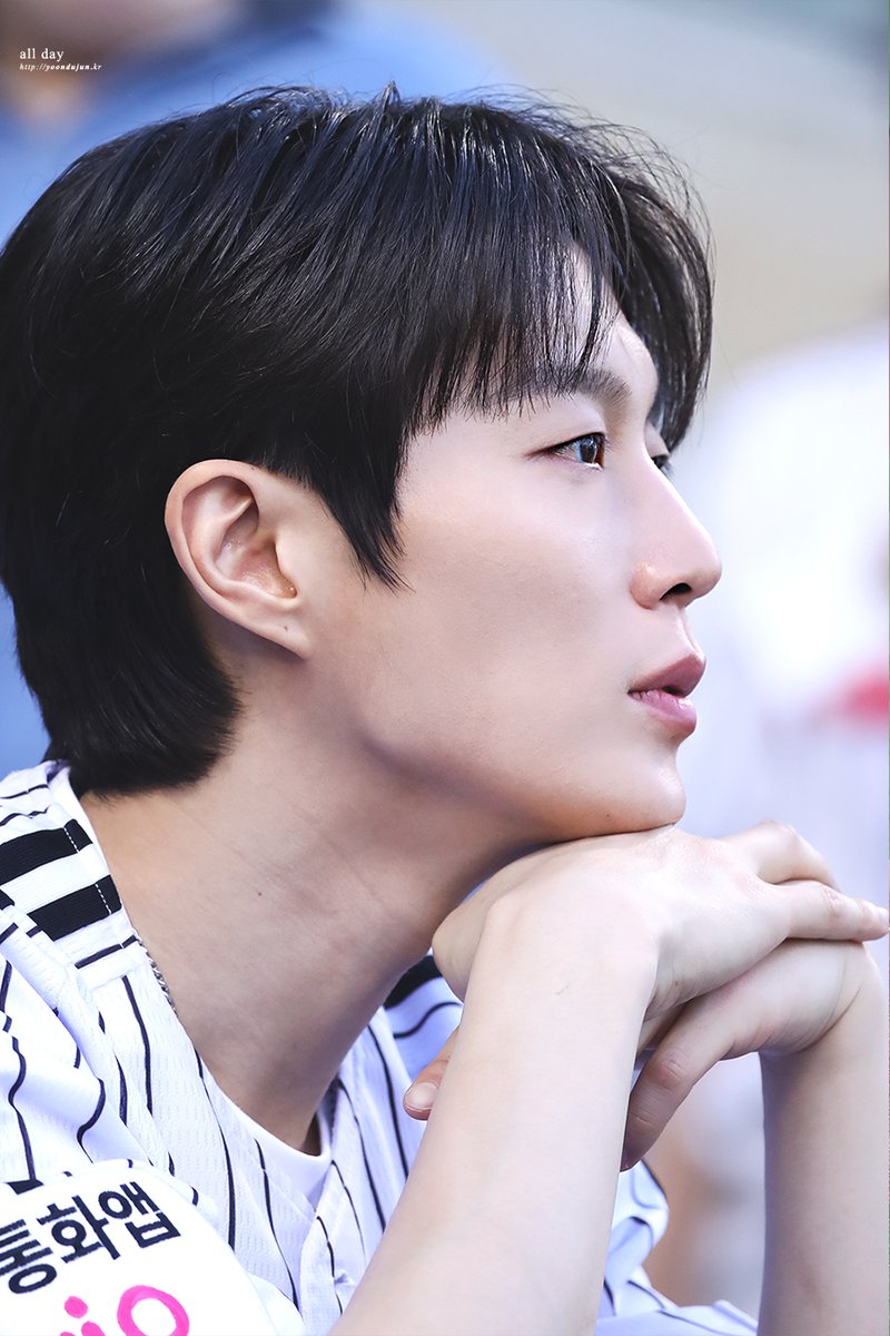 올데이 tweet media