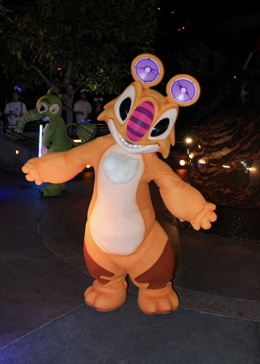 CharactersPhotosBlog tweet media