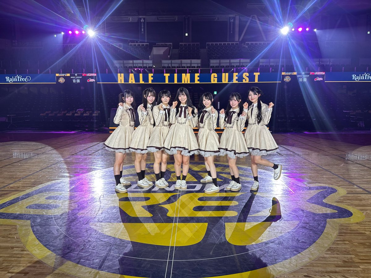 RainTree_RT's tweet photo. りそなグループ B.LEAGUE 2025-26 B1リーグ戦  
【宇都宮ブレックス vs 大阪エヴェッサ】

ナイトゲームのハーフタイムショー
ありがとうございました🏀⸝⋆*

そして❕
今シーズン最後のホームゲームでの勝利、
おめでとうございます🏆

引き続き、Rain Tree一同  
宇都宮ブレックスを応援しております📣

@utsunomiyabrex  
#宇都宮ブレックス #BREX  
#RainTree #レインツリー