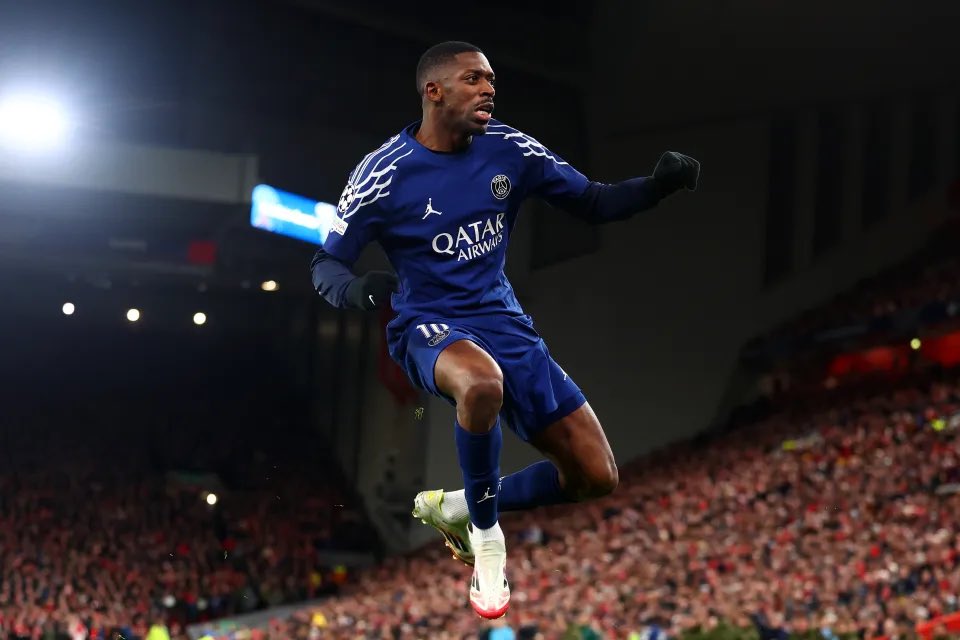 customwyd tweet media