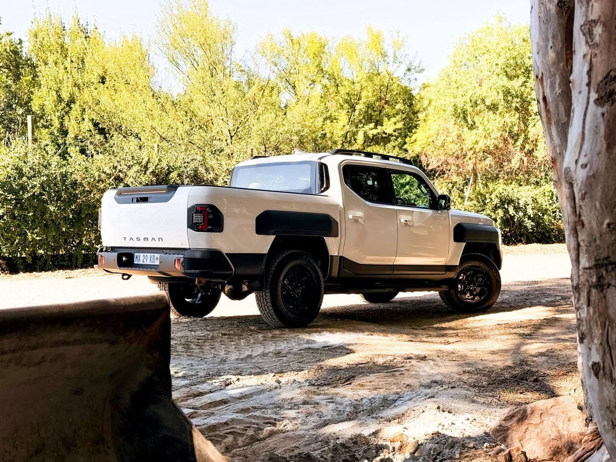 Hermaine M tweet media