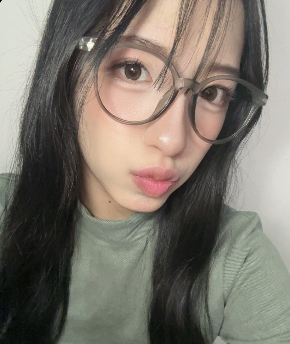 Desy Natalia tweet media