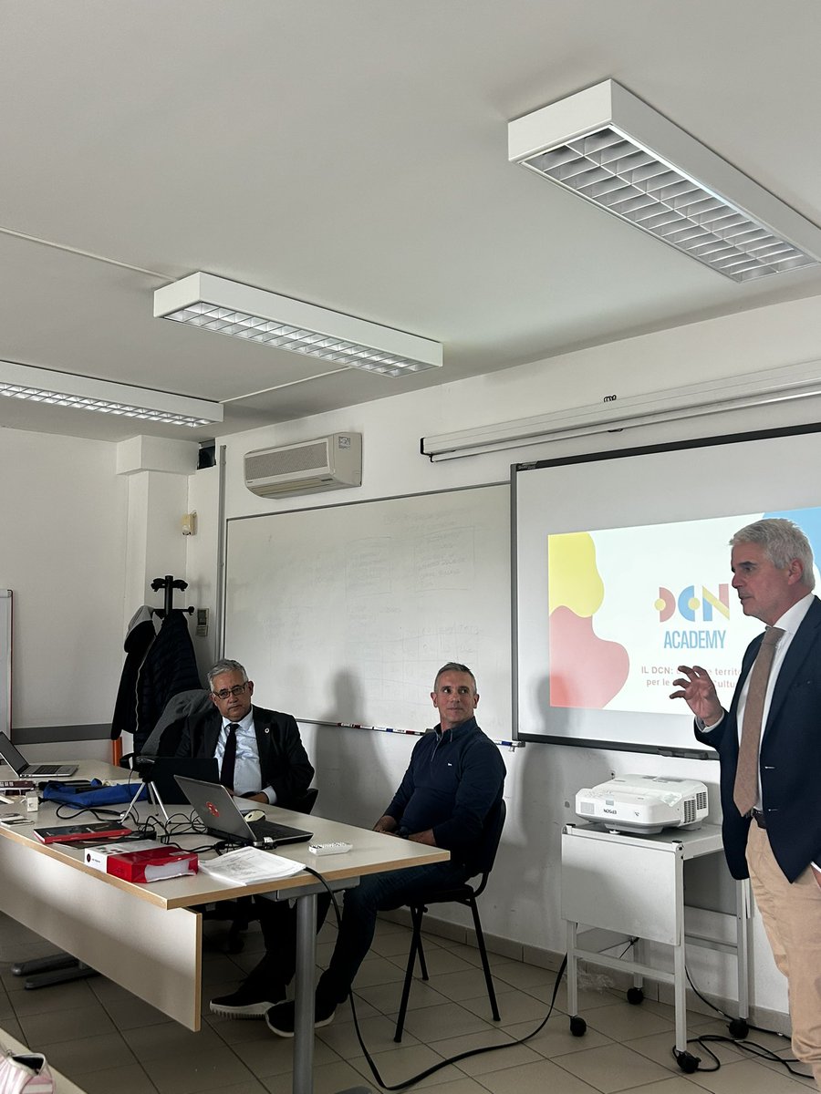 DistrettoCulturaleNU tweet media