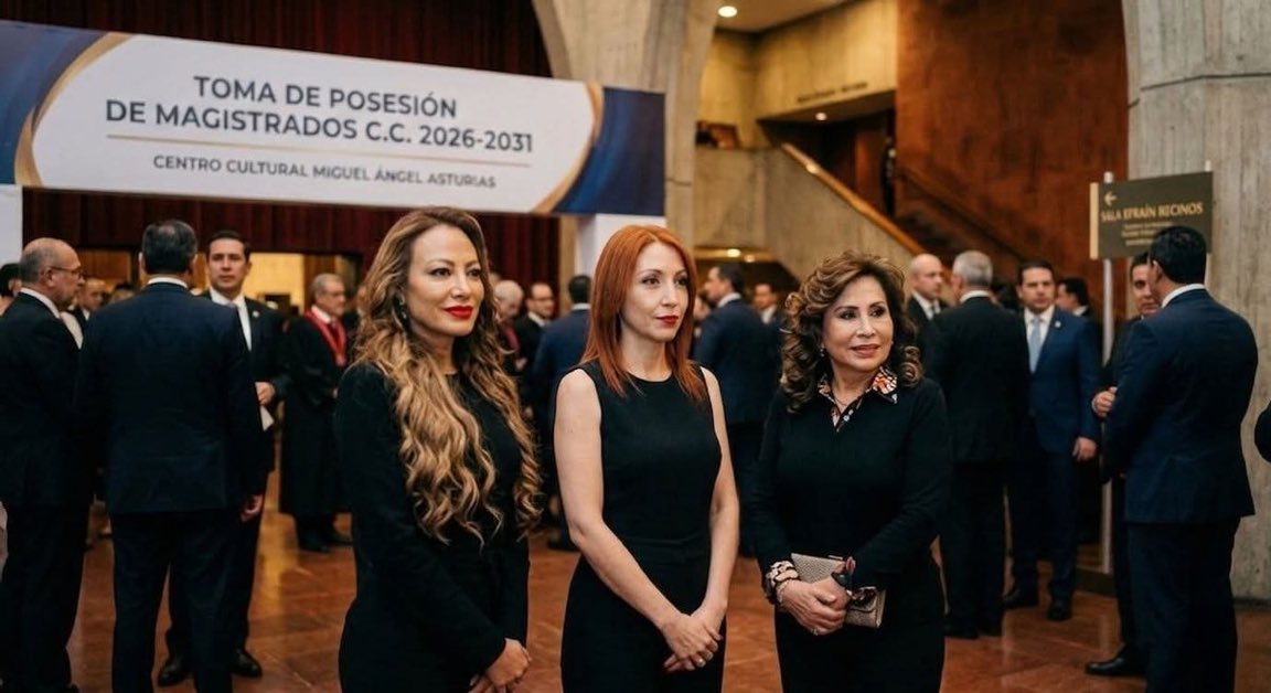 ABOGADO URBANO tweet media