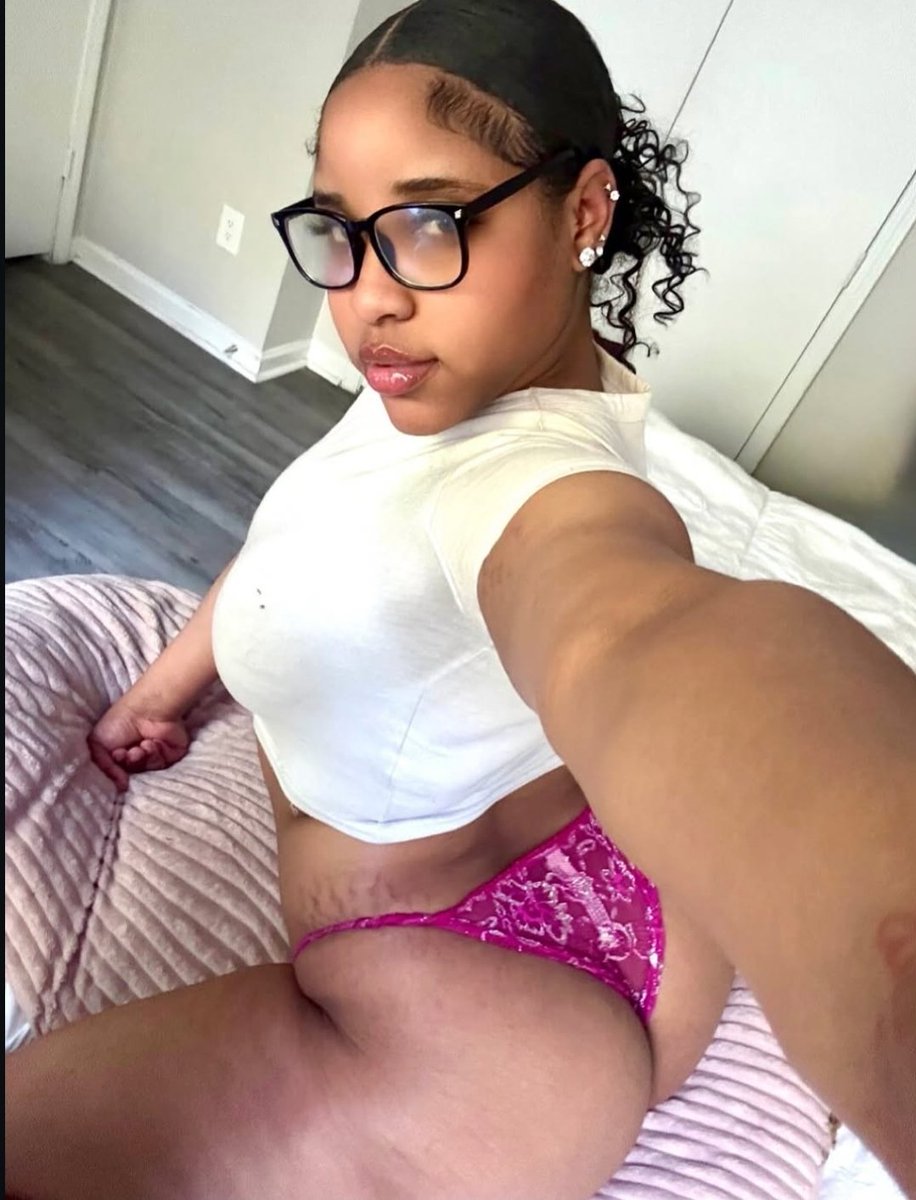 myaxunique tweet media