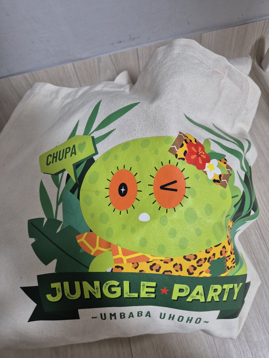 スラウ tweet media