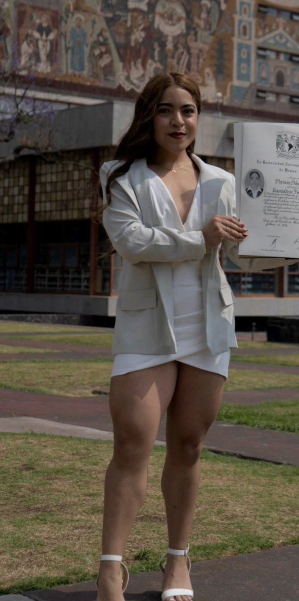 Nuestra belleza 200k💙 tweet media