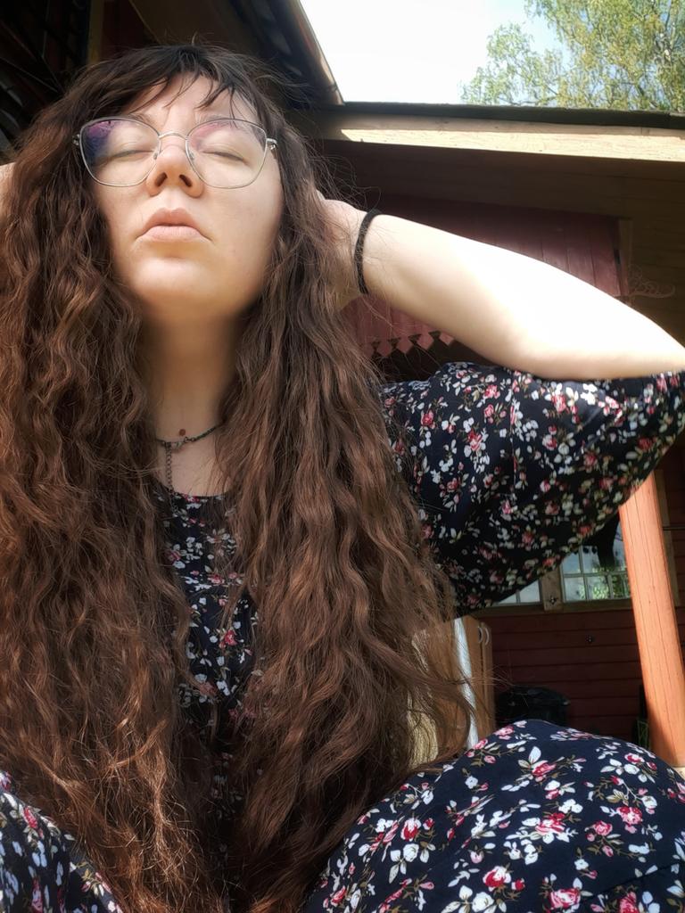 Гром в раю tweet media