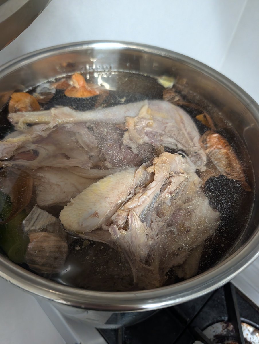 マックさん tweet media