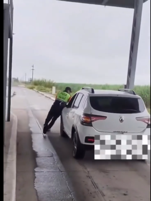 Argentina conduce así tweet media