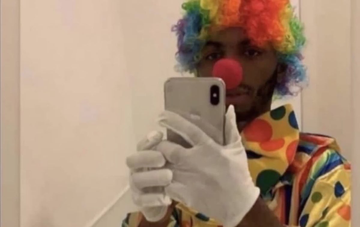 𝓛𝓪𝓾𝓻𝓪 ˚.🎀༘⋆ tweet media