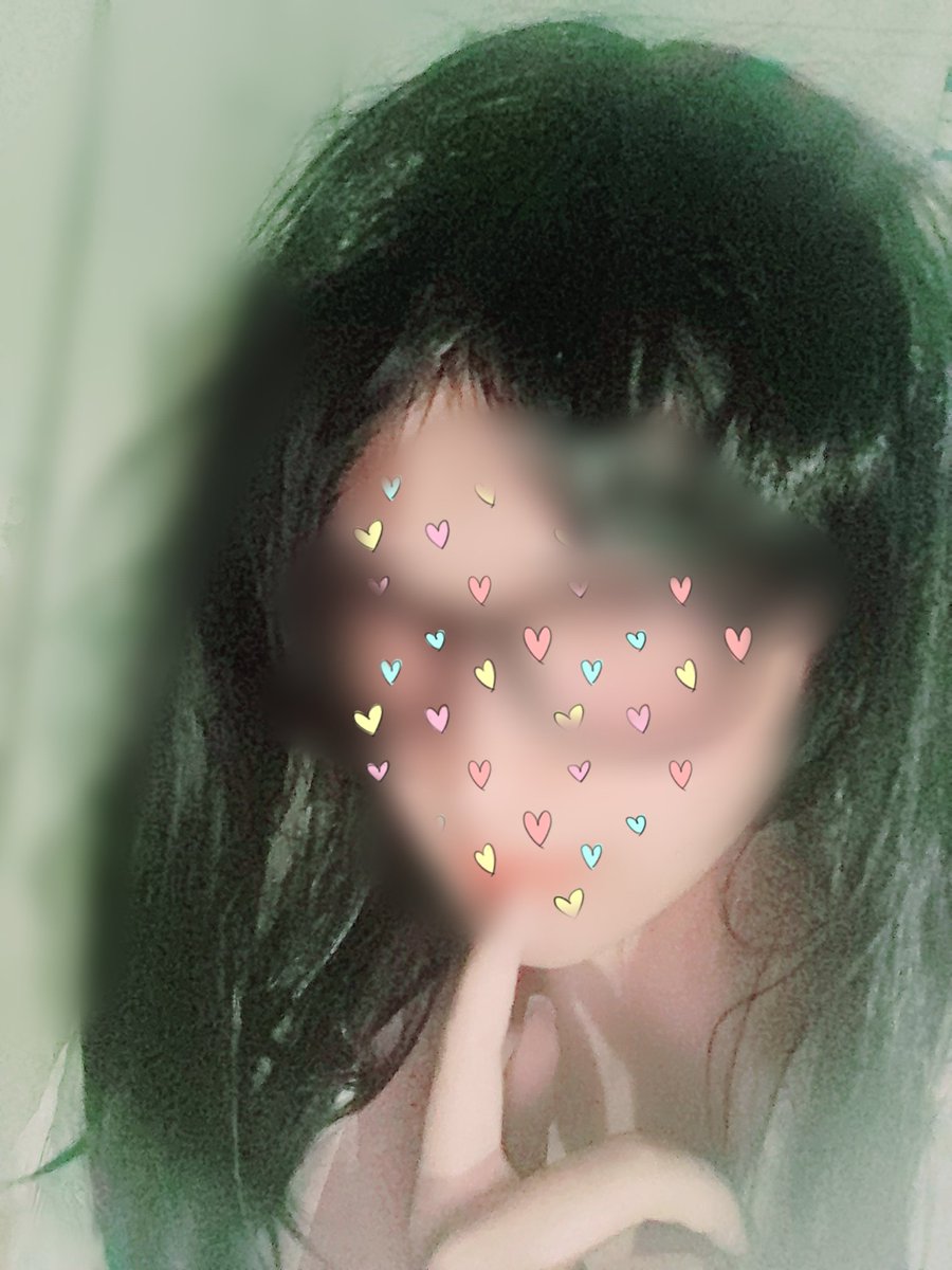 Lily tweet media