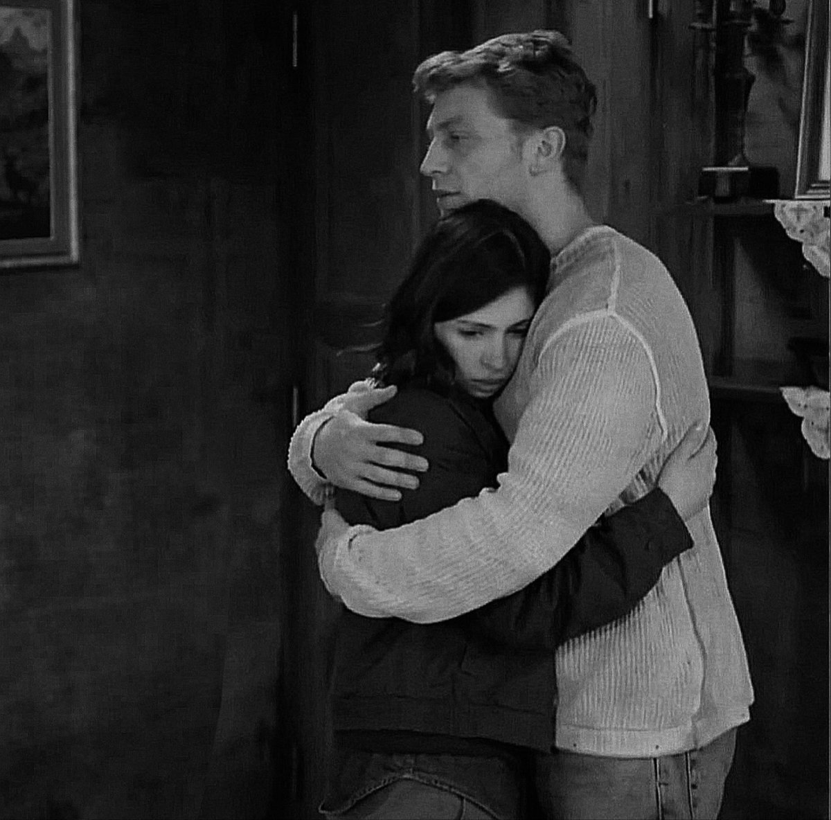 IsFadLove's tweet photo. It's just a hug
The hug:
#isfad https://t.co/vWZBCQxI4H