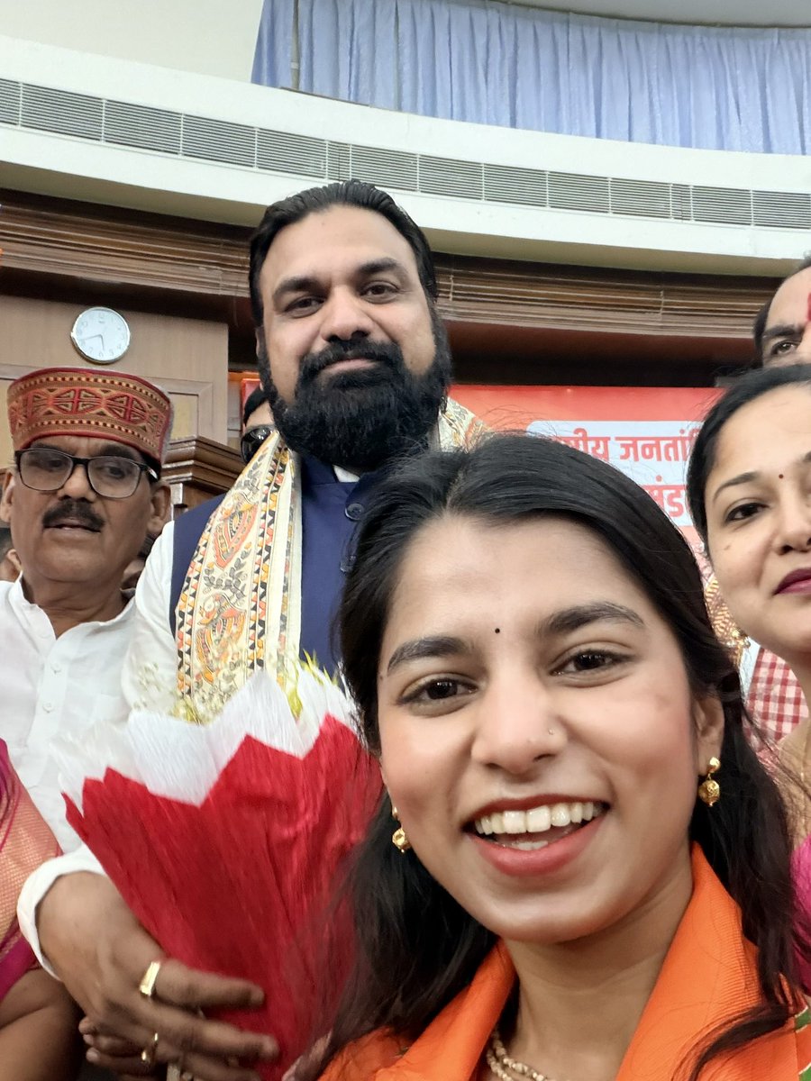 Maithili Thakur tweet media