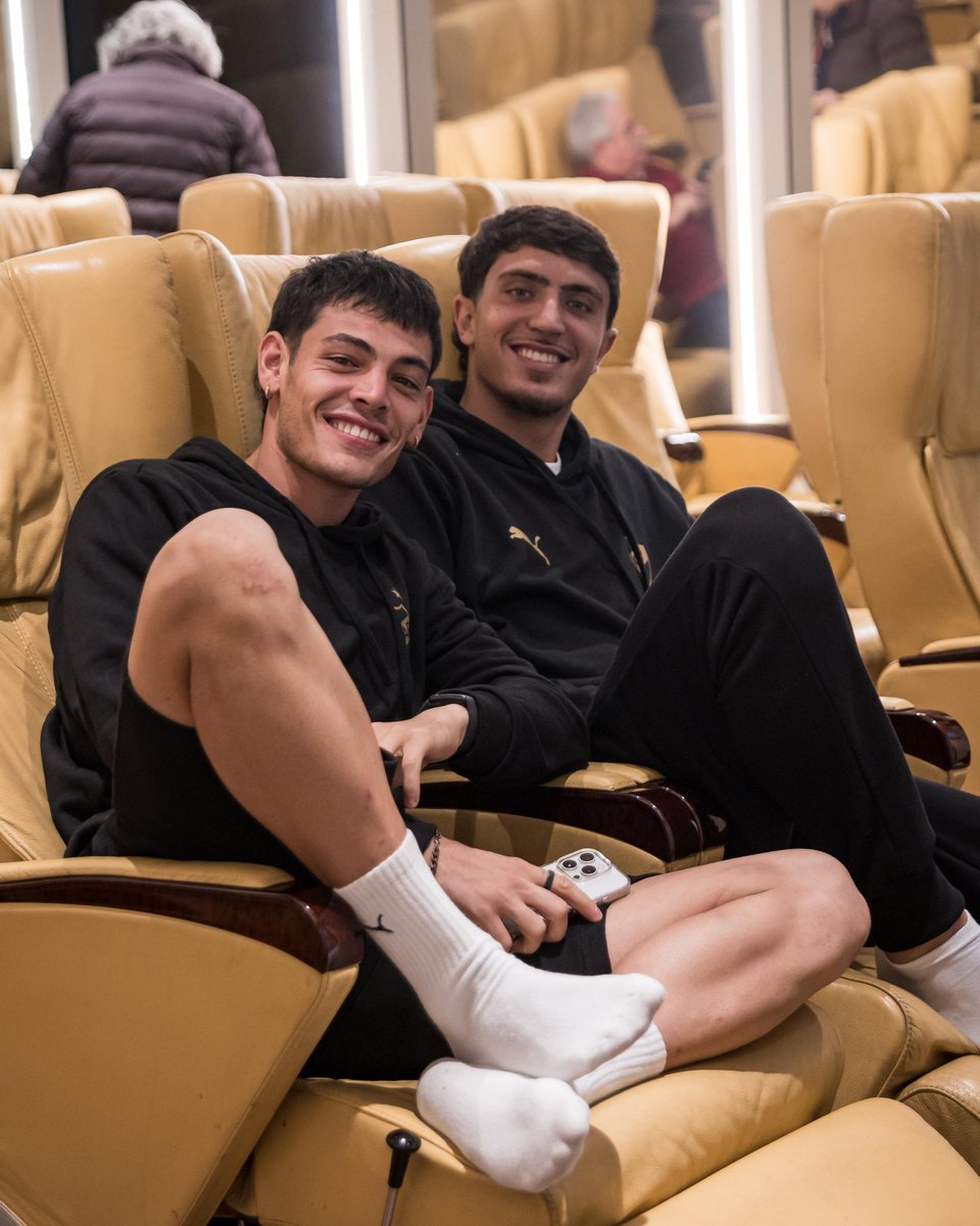 caplatense's tweet image. 🚢 Comenzó el viaje, siempre acompañados por @paxassistance. La asistencia al viajero oficial de #Platense 💜🦑

#𝐎𝐫𝐠𝐮𝐥𝐥𝐨𝐌𝐚𝐫𝐫𝐨́𝐧🤎