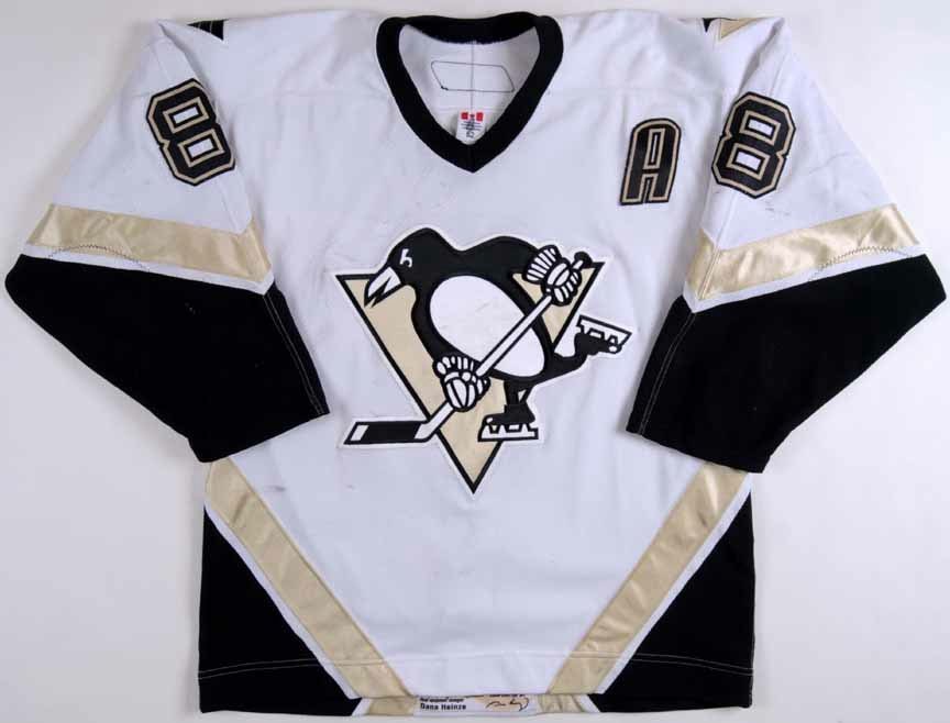 The HANKSTER tweet media